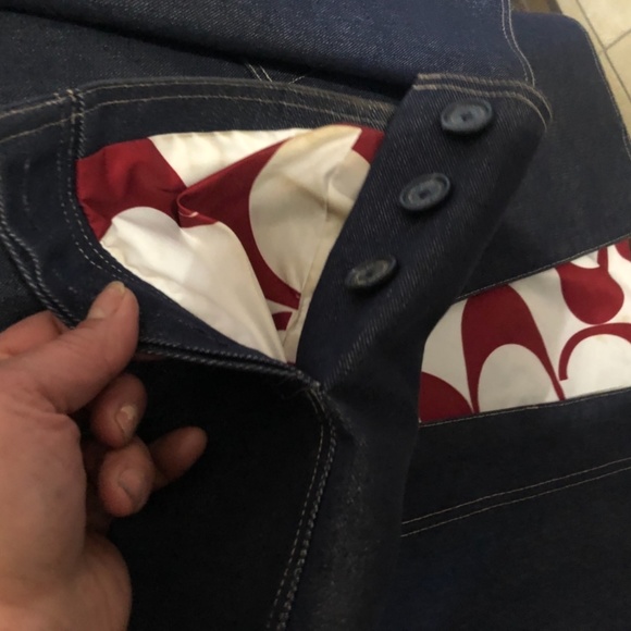 Overcoat - Picture 5 of 6